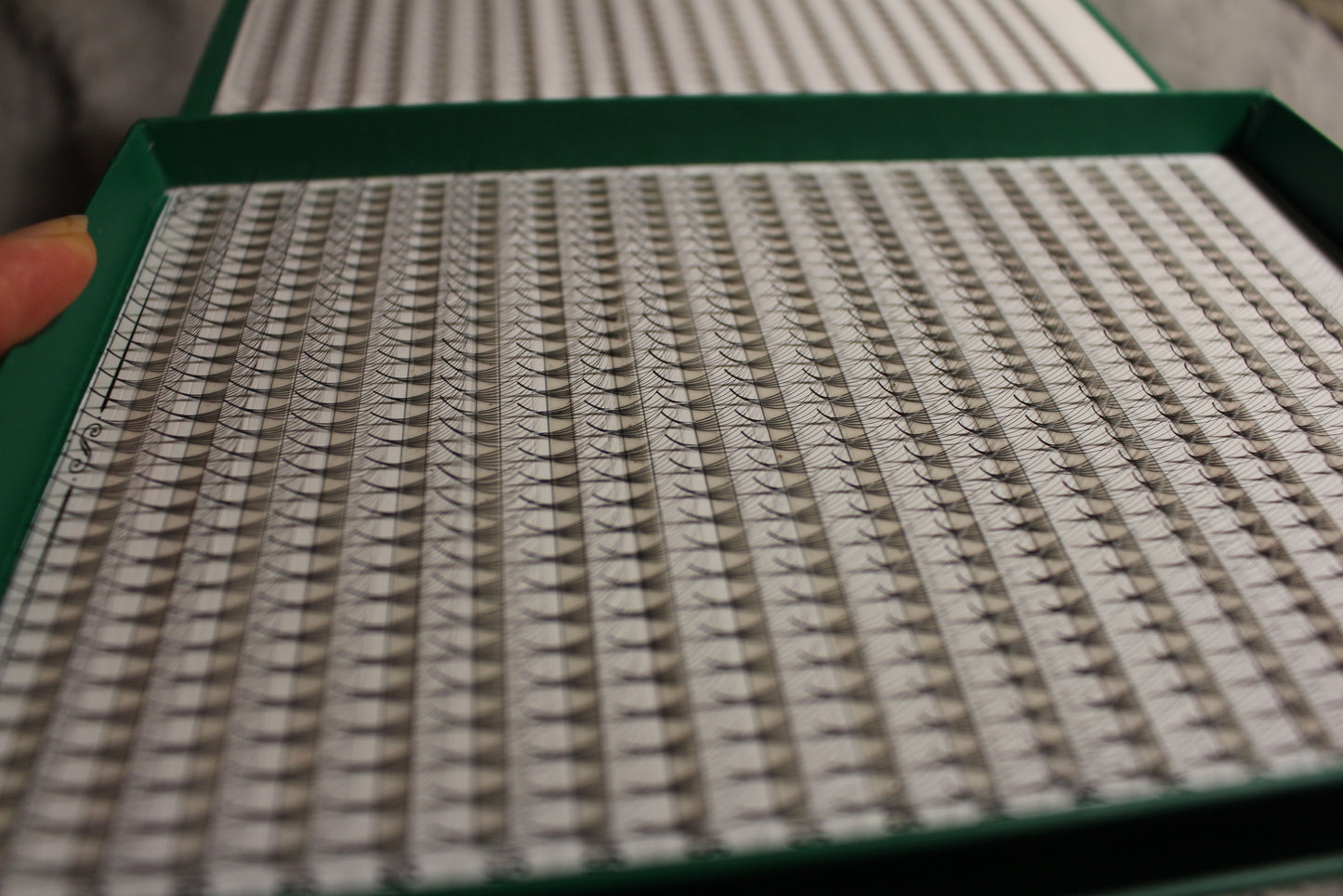 XXL Box | 1800 Fans | Nano Fans | 5D volume | 40 Lines| 8 sizes in 1 | Premade Volume Fans